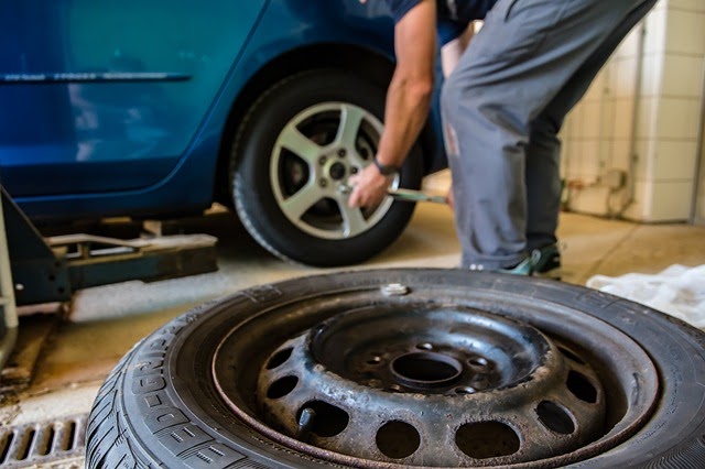 Automotive Aftermarket and Car Servicing Services: How to choose the right repair channel