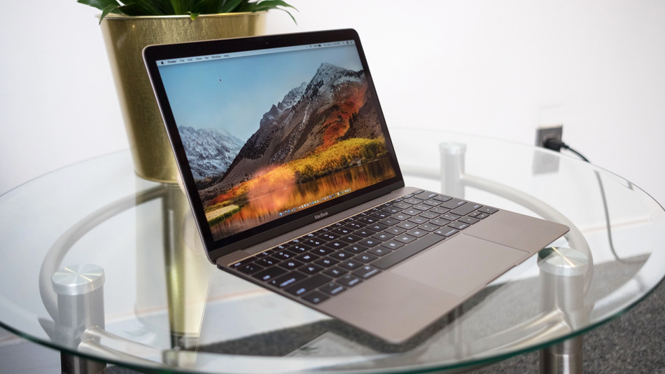 An In-Depth Review of the MacBook 12in M7