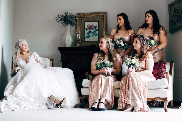 15 Wedding Dress Ideas to Share With Your Friends