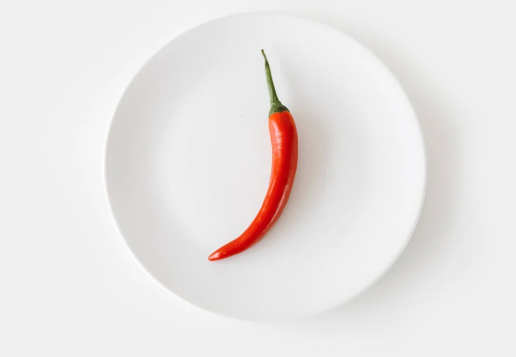 Red Chilli: Everything You Should Know about its Uses, Benefits, and Side Effects